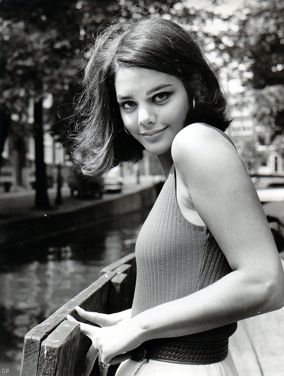 Tina Aumont nude 6