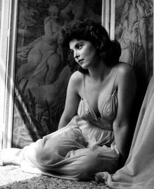 Tina Louise nude 11