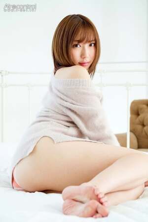 Tina Nanami nude 4