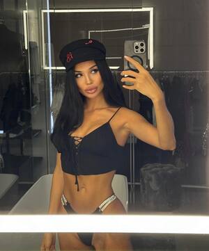 Tina Polinovskaya nude 6