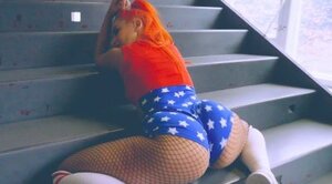 Tinze nude 12