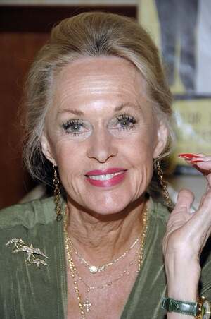 Tippi Hedren nude 9