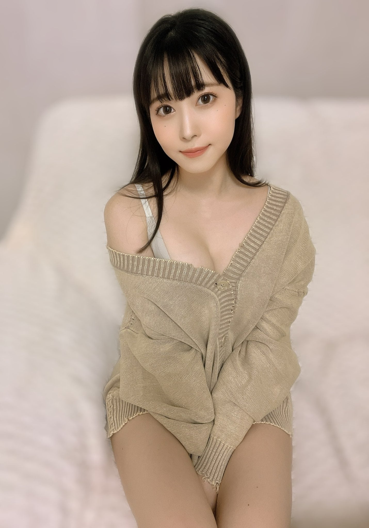 Tomo Shiraiwa nude 3