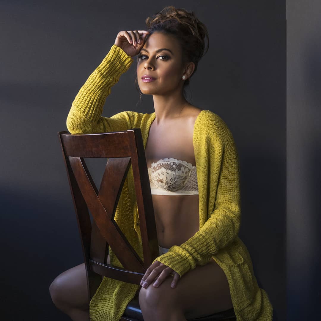 Toni Trucks nude 10