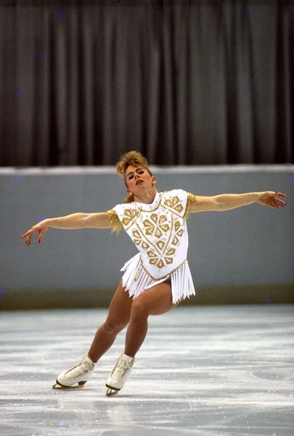 Tonya Harding nude 12