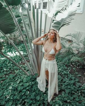 Tori Deal nude 5