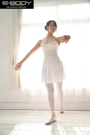 Tsubaki Shiraishi nude 3