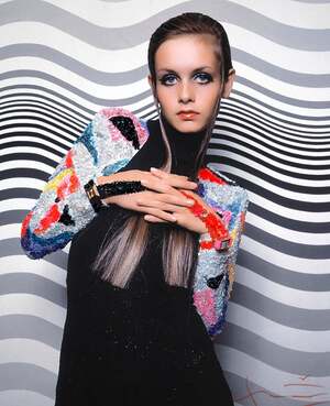 Twiggy nude 11