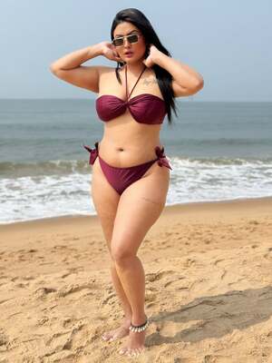 Twinkle Kapoor nude 11