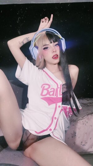 Tyler Alt nude 6