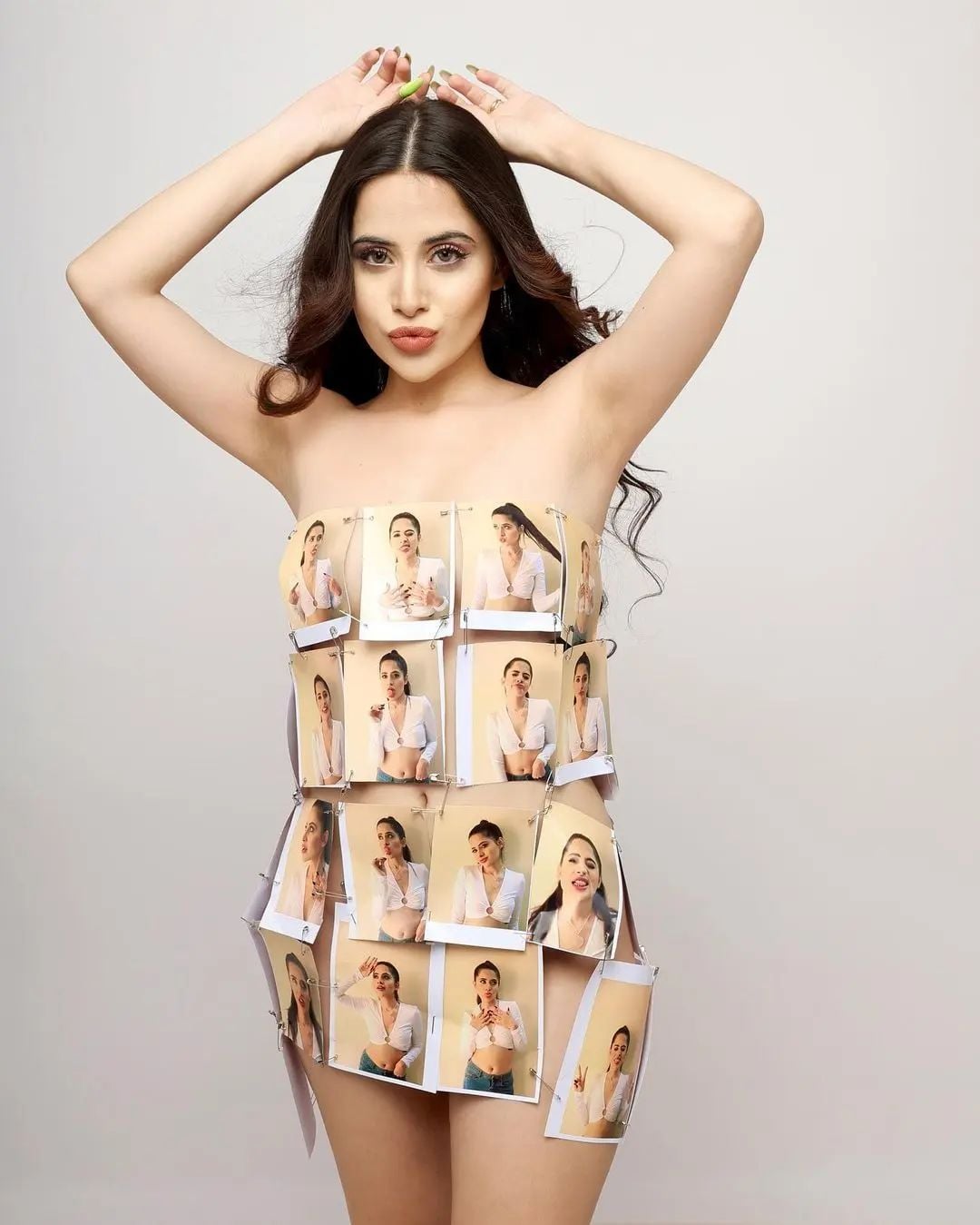 Urfi Javed nude 5