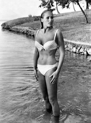 Ursula Andress nude 6