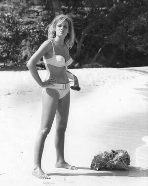 Ursula Andress nude 8