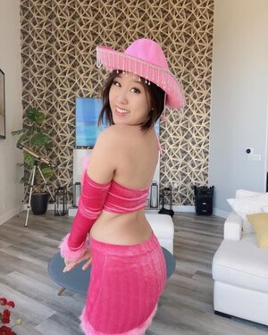 Uwu Tofu nude 6