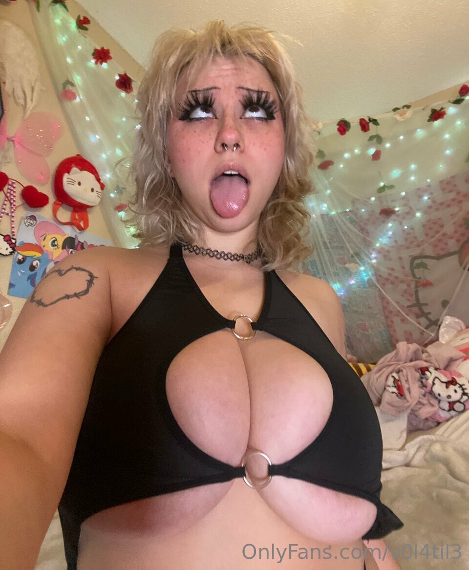 V0l4til3 nude 8