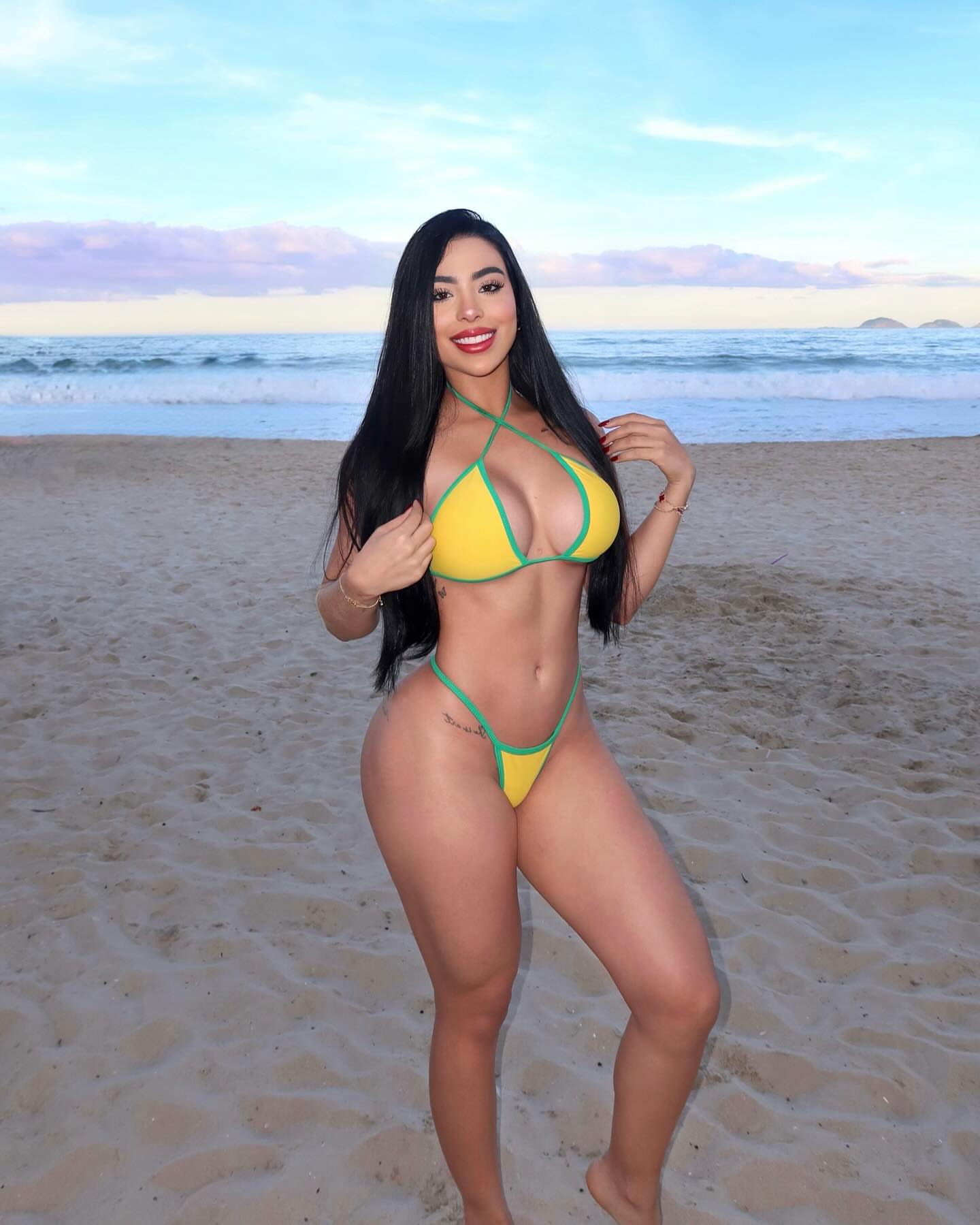 Valentina Abello nude 12