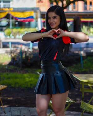 Valentina Garzon nude 11