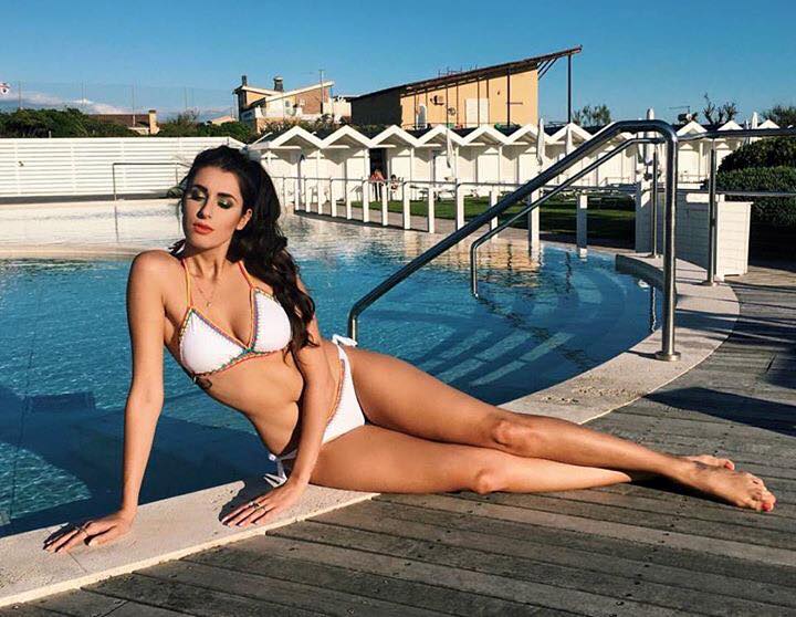 Valentina Vignali nude 8