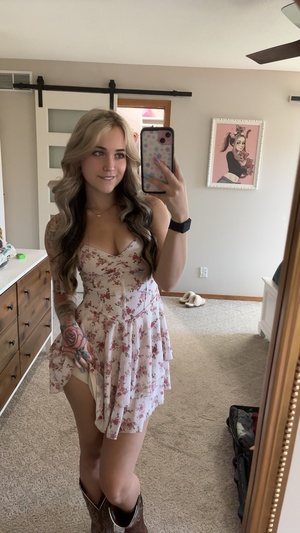 ValerieWhiteBby nude 2