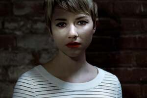 Valorie Curry nude 11