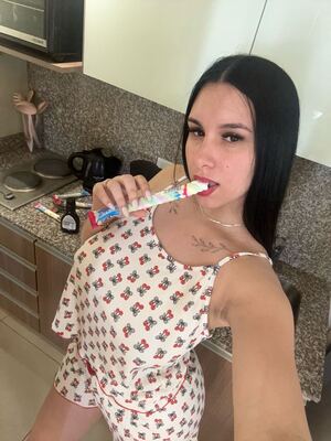 Vanessa Cherry nude 7