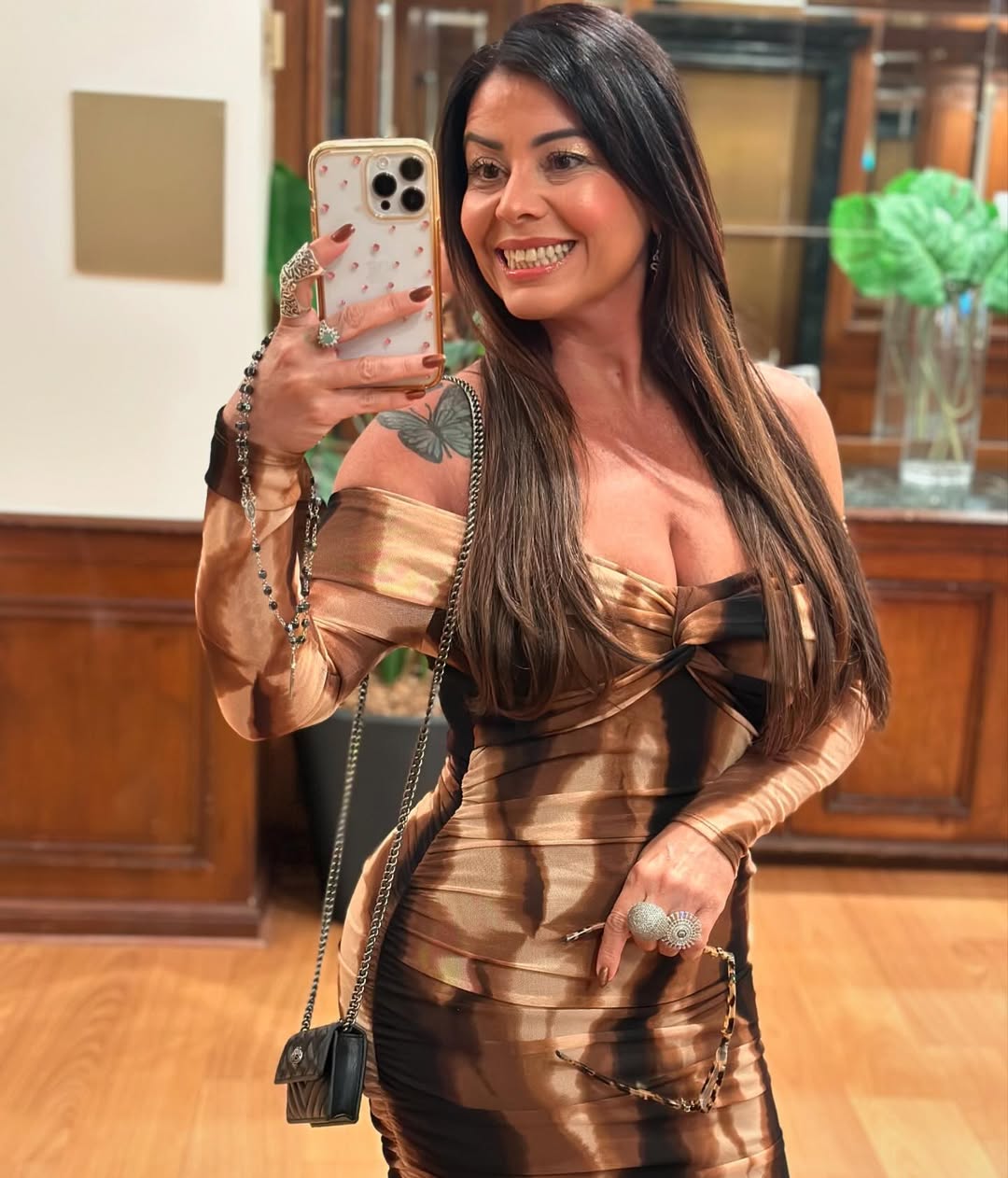 Vanessa Freitas nude 8