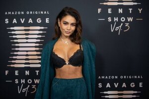 Vanessa Hudgens nude 10
