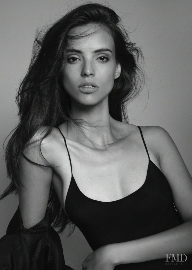Vanessa Ponce nude 5