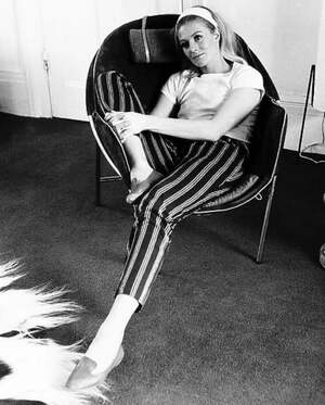 Vanessa Redgrave nude 4
