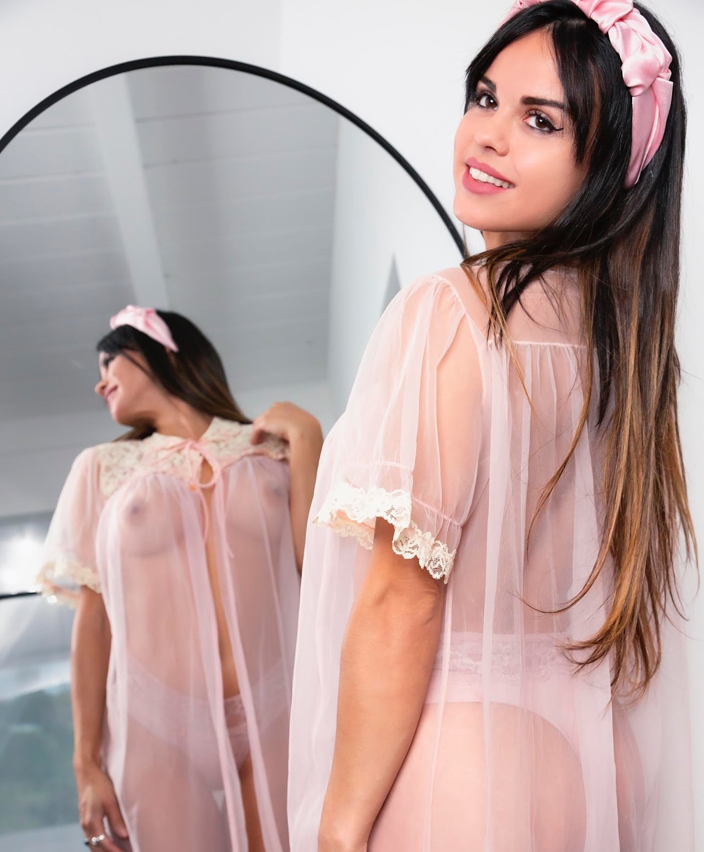 Vanessa Rodrigues nude 9