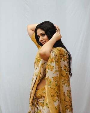 Veena Nandakumar nude 3