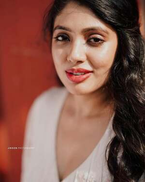 Veena Nandakumar nude 5