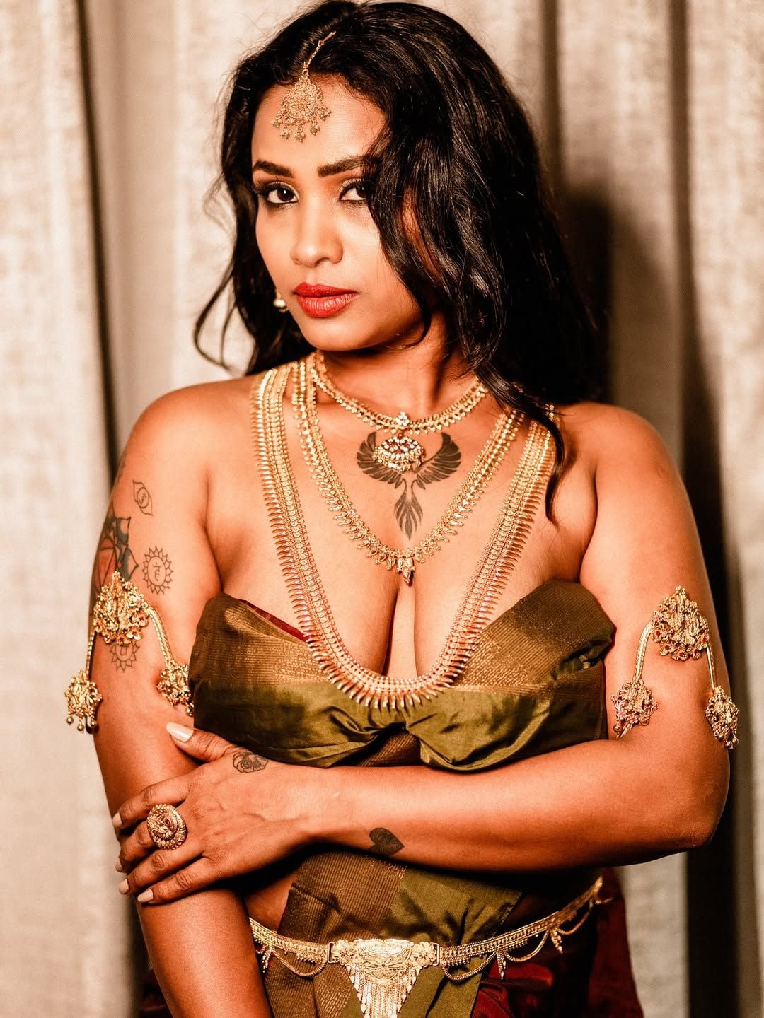 Veenathara nude 7