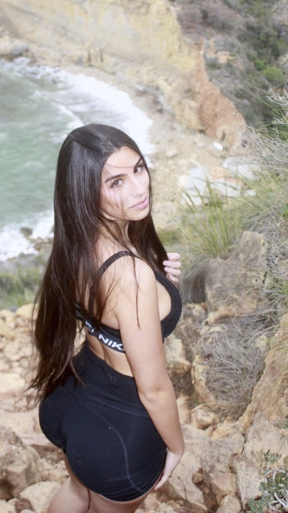 Veeronr nude 9