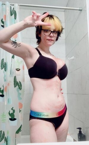 Venus Bunni3png nude 1