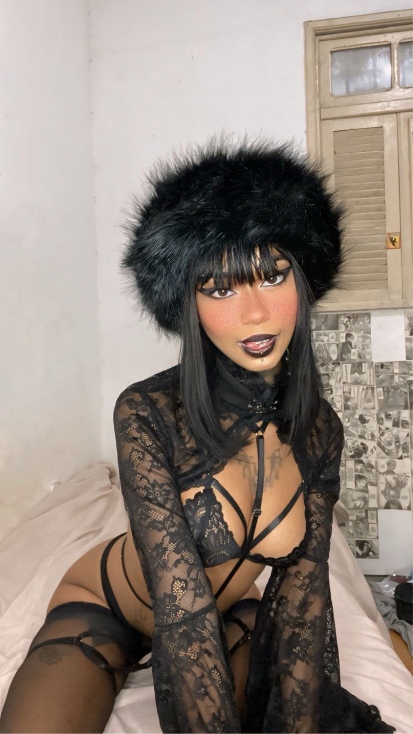 Venus Waifu nude 10