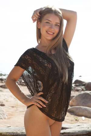 Verona J nude 9