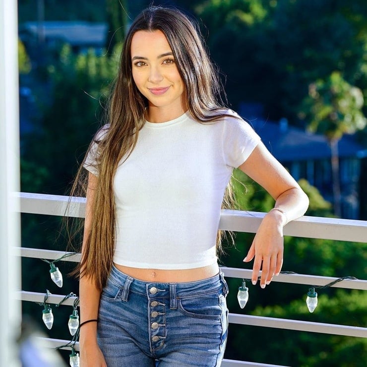 Veronica Merrell nude 4
