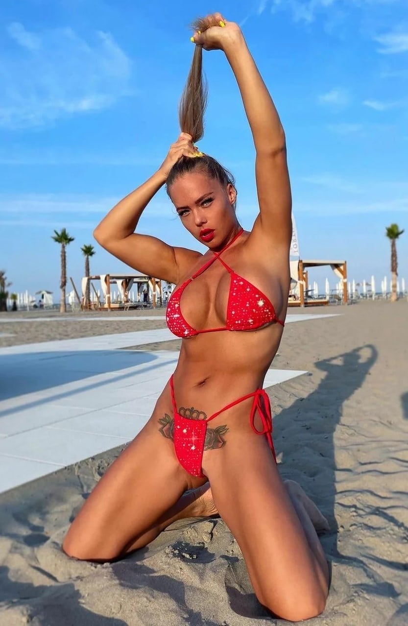 Veronika Havlik nude 9