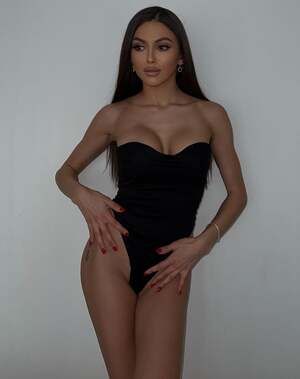 Veronika Ivanova nude 3