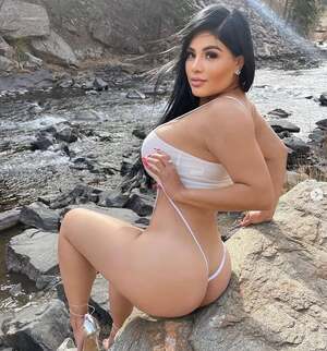 Vianey Frias nude 3