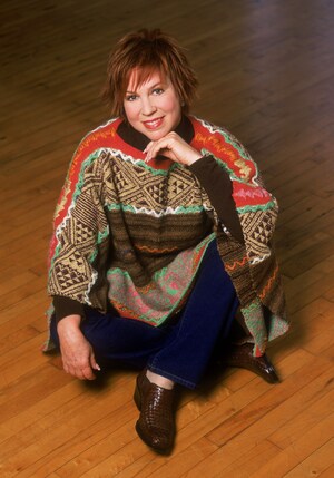Vicki Lawrence nude 11