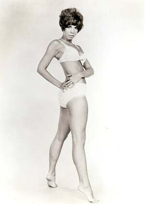 Vicki Lawrence nude 2