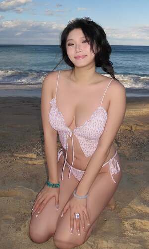 Vicki Ma nude 3