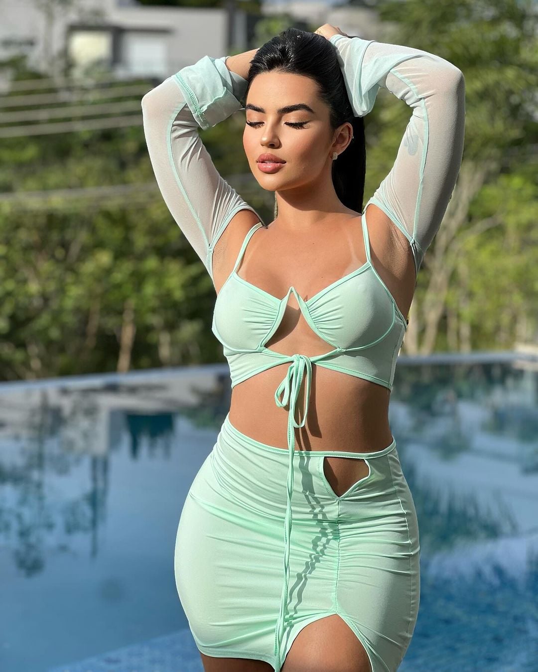 Victoria Azevedo nude 7
