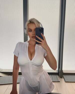 Victoria Smirnova nude 7