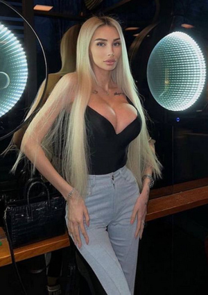 Viktoria Devil nude 4