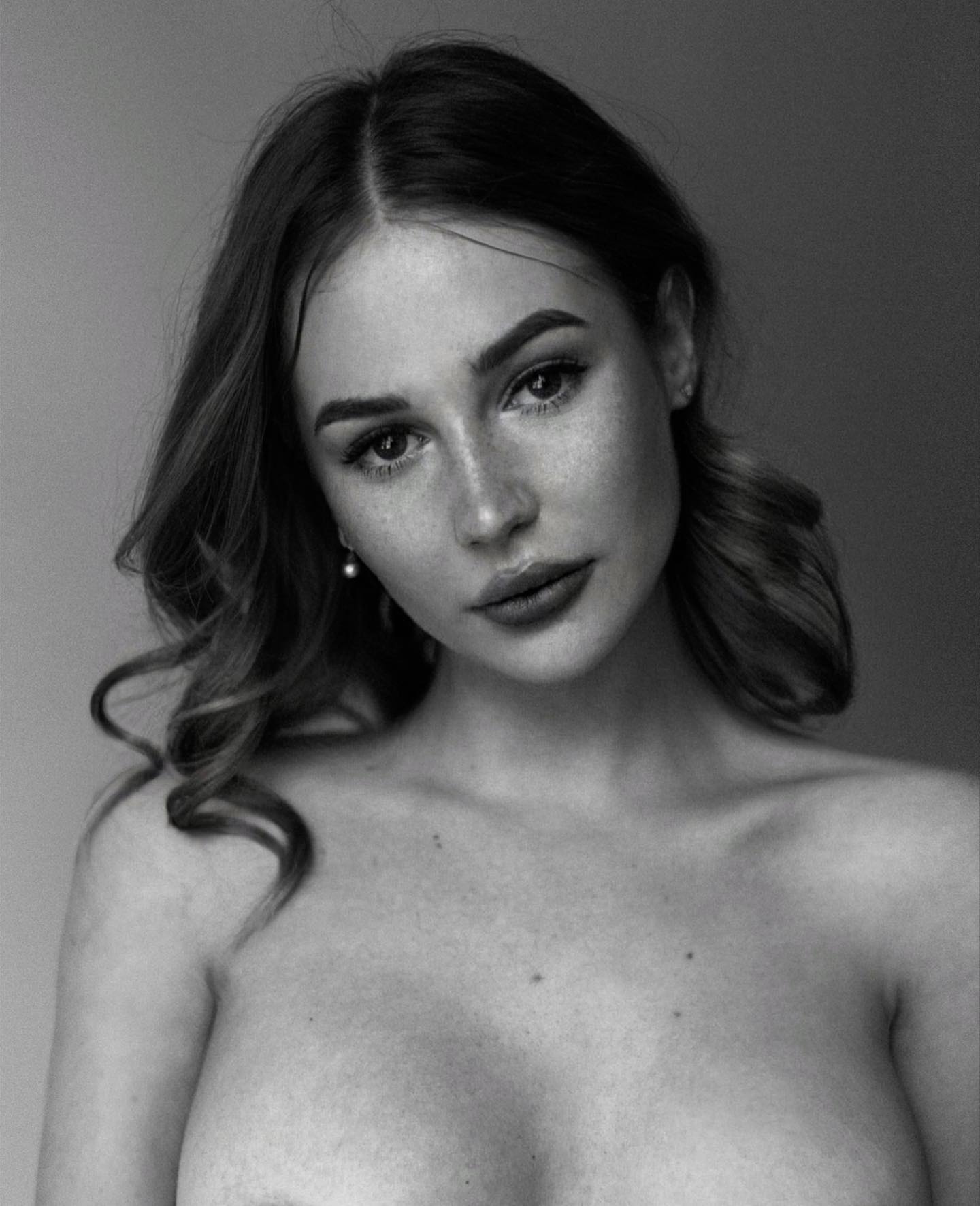 Viktoriia Eden nude 4