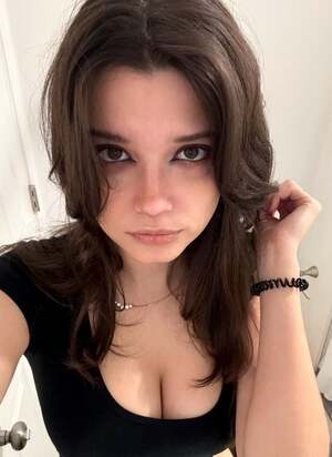 Violetta Palmer nude 7