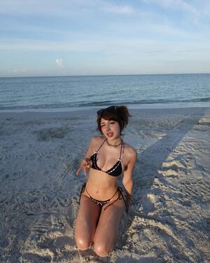 Vivi Speed nude 5